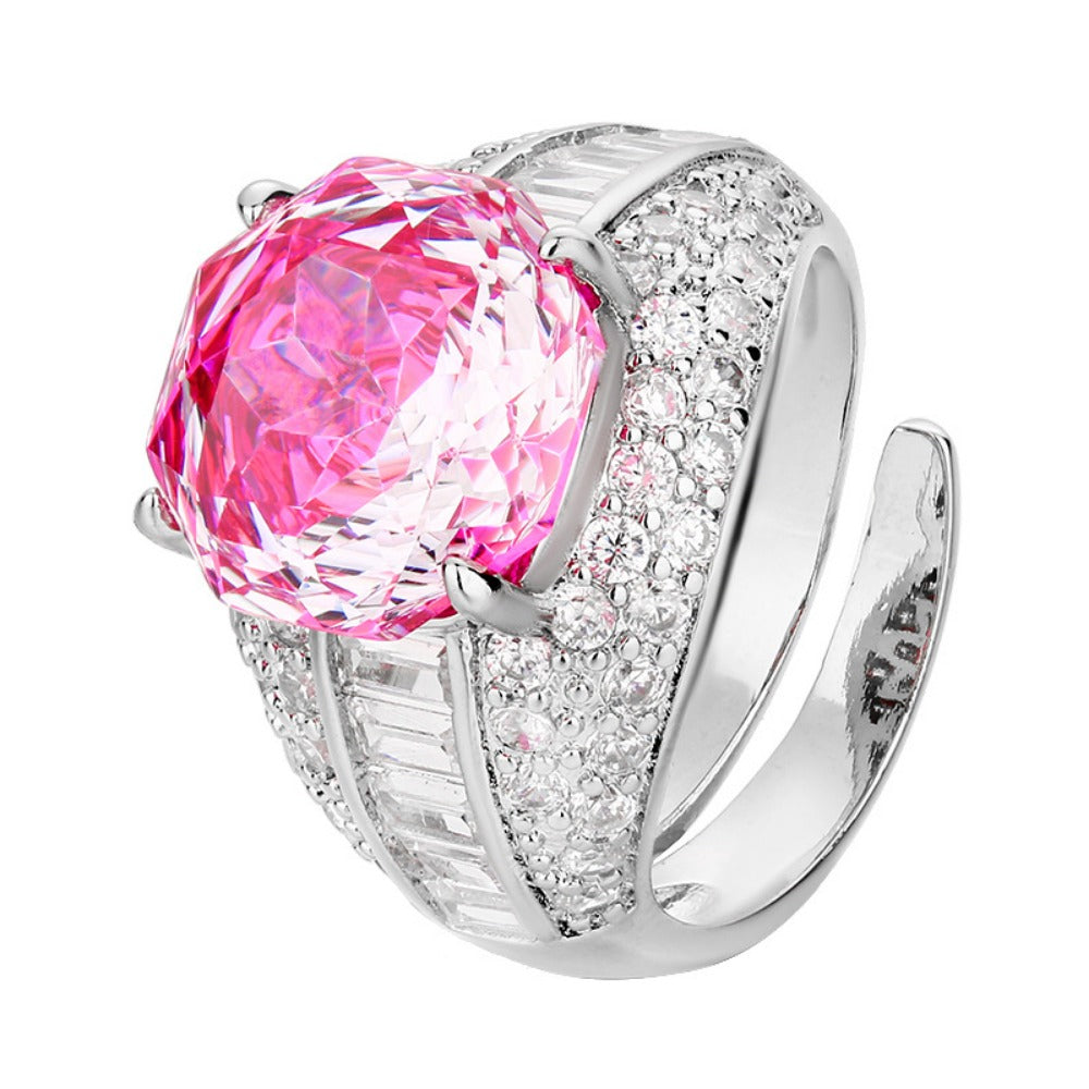 Urqanyu copper base gold-plated rose cut rose red light luxury retro cubic zirconia ring