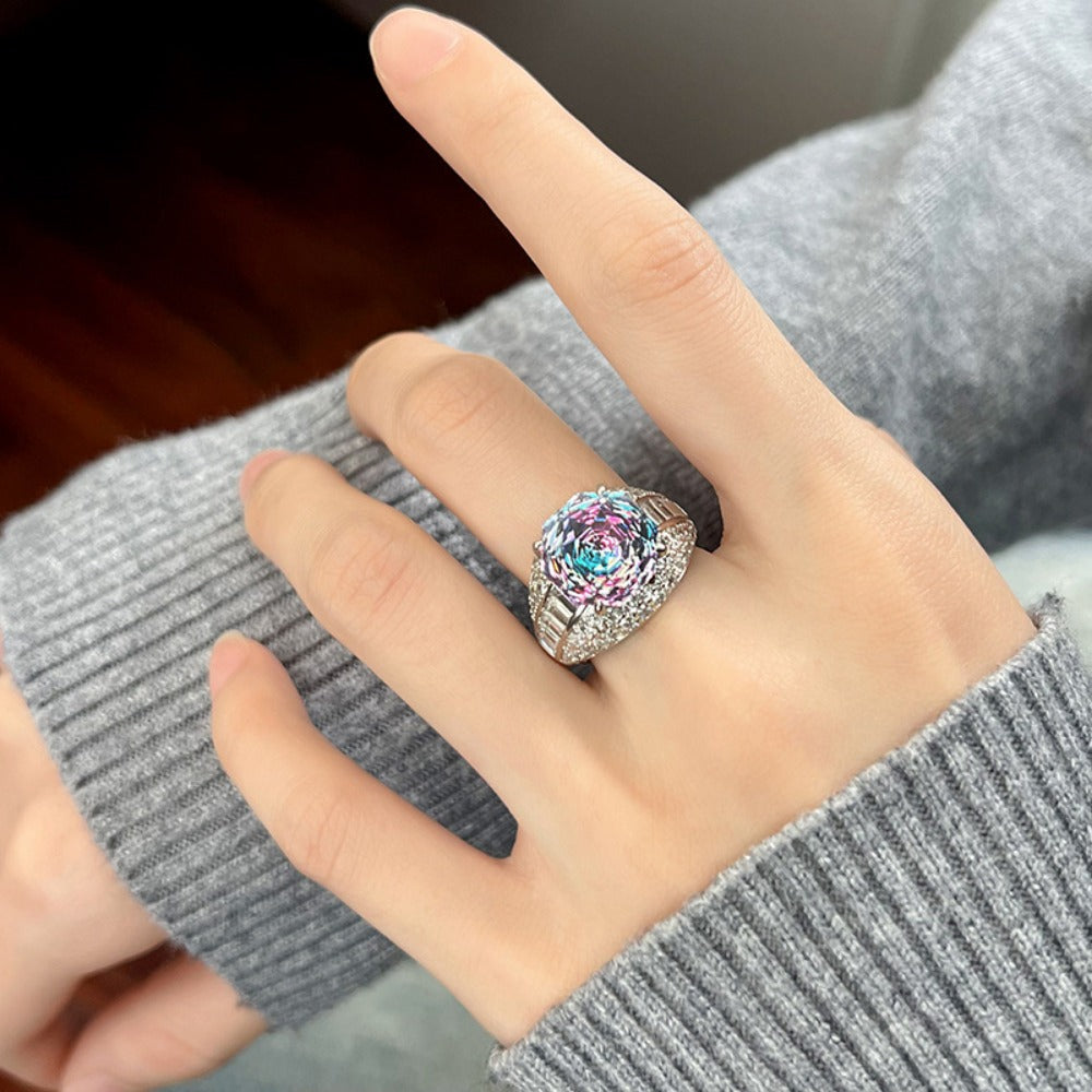 Urqanyu copper base gold-plated rose cut rose red light luxury retro cubic zirconia ring