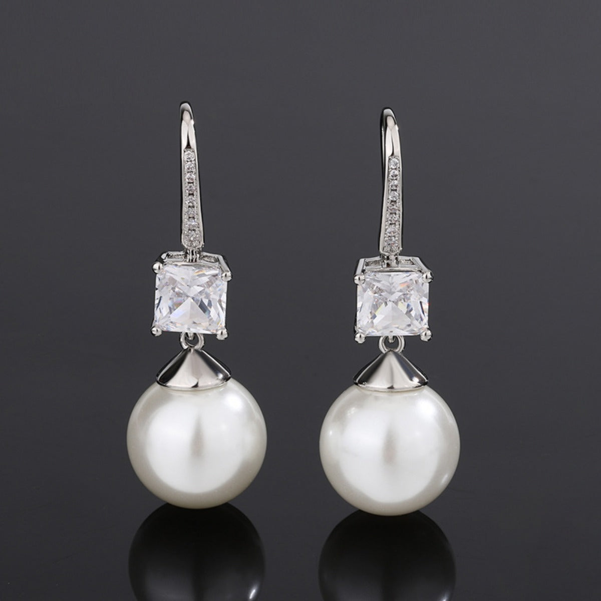 Urqanyu copper base gold-plated inlaid pearl square cubic zirconia fashion pendant earrings 14mm