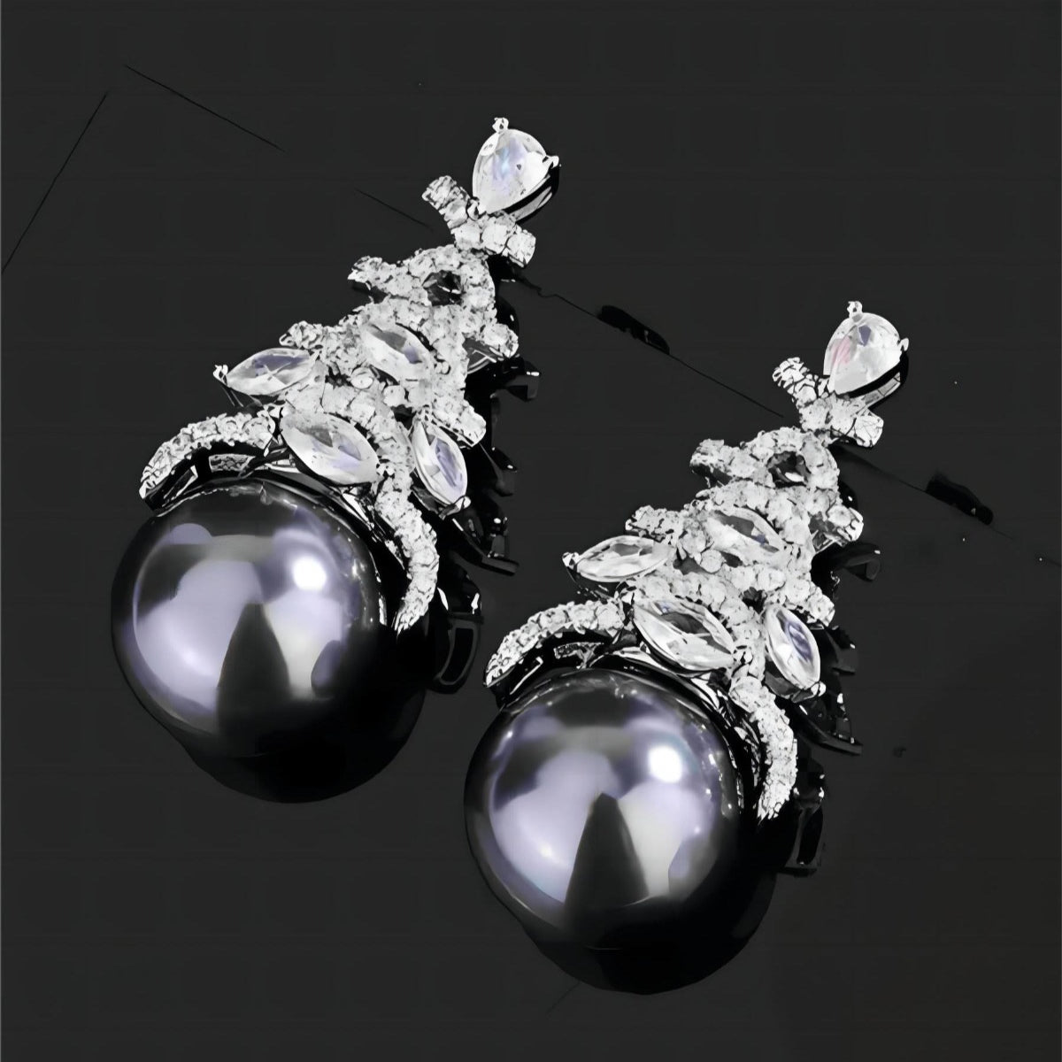 Urqanyu copper-based gold-plated inlaid mother-of-pearl Christmas tree cubic zirconia fashion earrings 12mm