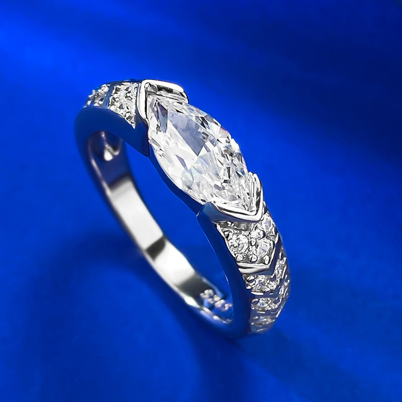 Urqanyu S925 silver inlaid horse eye pink diamond simple personality cubic zirconia ring female 5*10