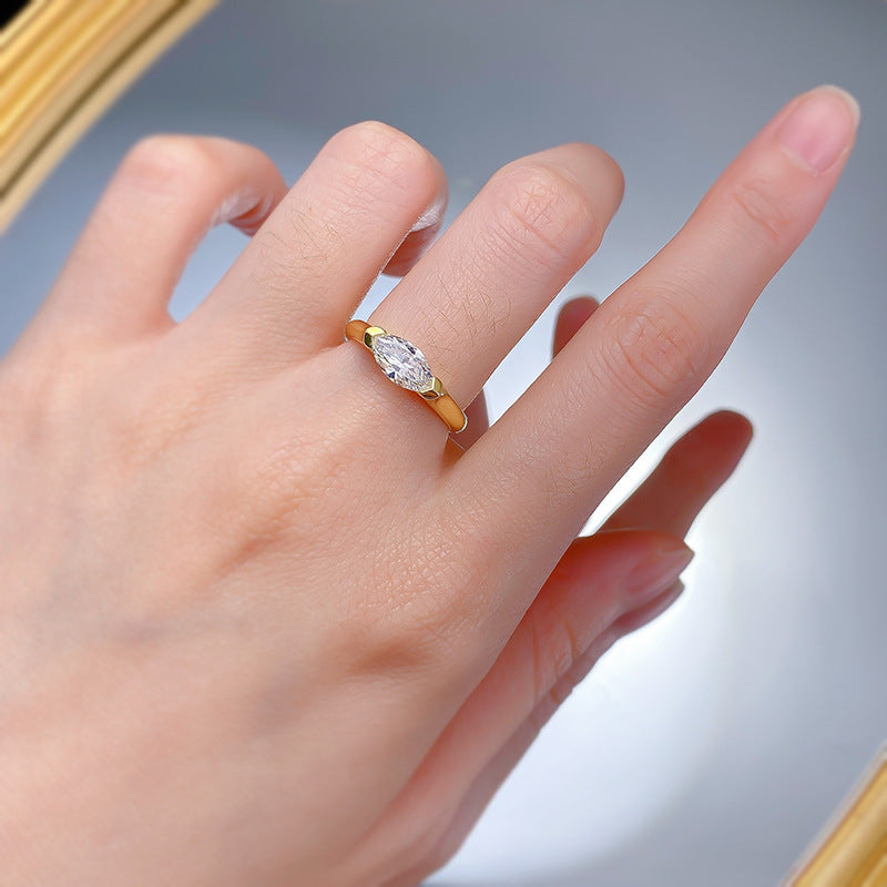 Urqanyu simple horse eye diamond S925 silver rice grain diamond cubic zirconia couple ring