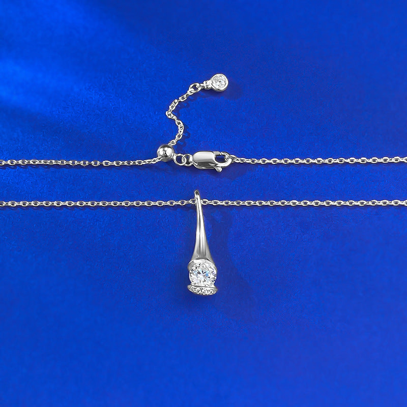 Urqanyu S925 silver platinum water drop bottle small waist inlaid 5.0 white zirconium necklace