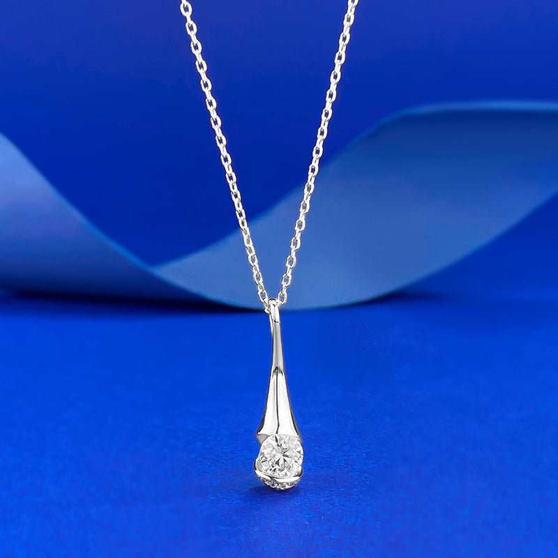 Urqanyu S925 silver platinum water drop bottle small waist inlaid 5.0 white zirconium necklace