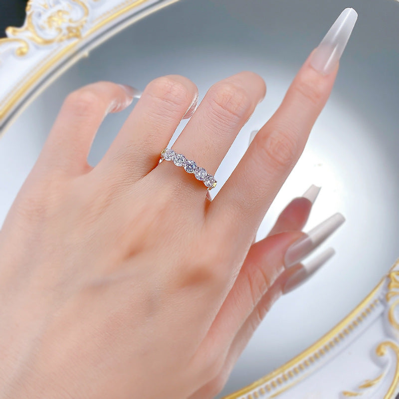 Urqanyu S925 silver stylish simple single row diamond cubic zirconia ring