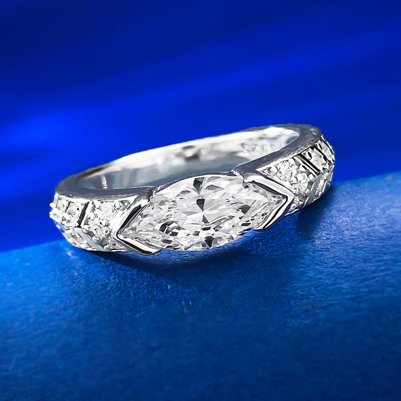 Urqanyu S925 silver inlaid horse eye pink diamond simple personality cubic zirconia ring female 5*10