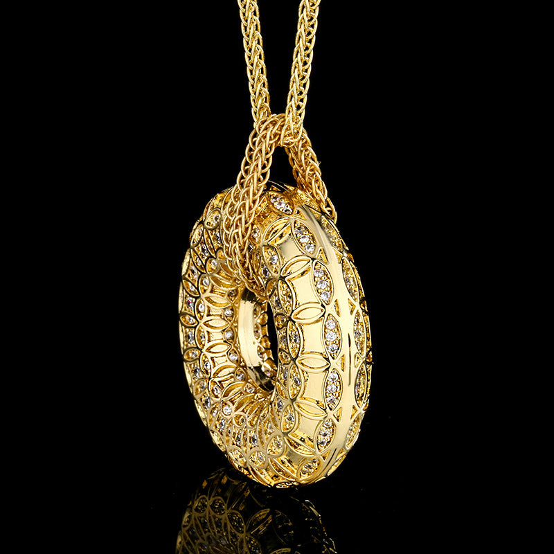Urqanyu Copper-base gold-plated simulated gold filigree ancient coin pattern peace buckle cubic zirconia pendant necklace