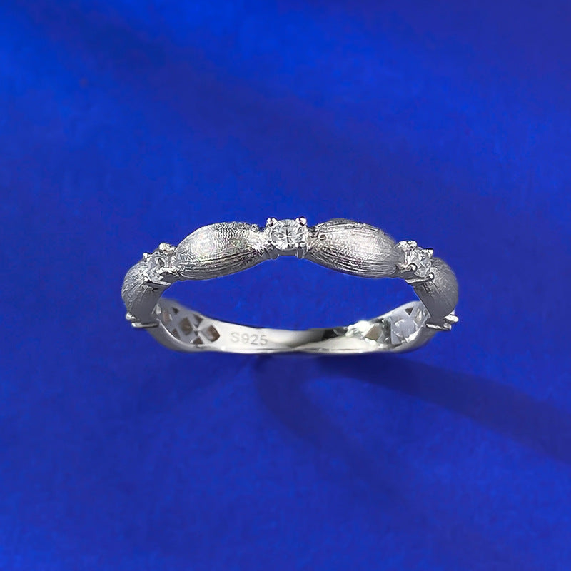 Urqanyu S925 silver Bubujia brushed Italian craft cubic zirconia gift ribbon ring