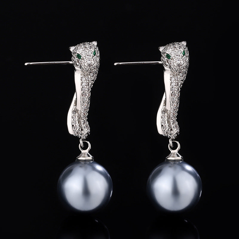 Urqanyu copper-based gold-plated fashionable inlaid pearl leopard cubic zirconia pendant earrings 12mm