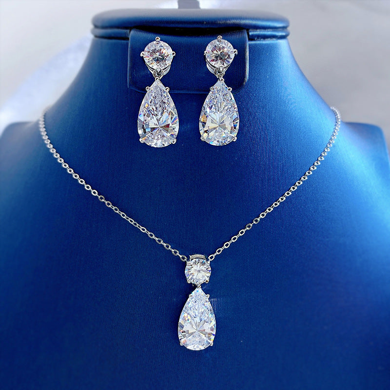 Urqanyu S925 silver 10*16mm water drop pendant personality temperament cubic zirconia necklace