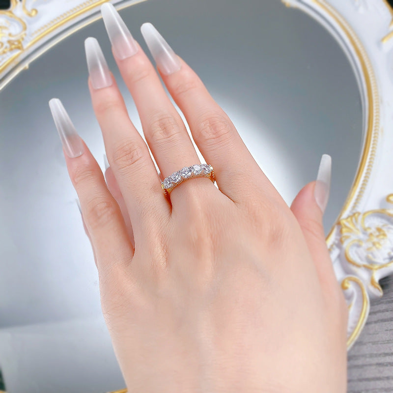 Urqanyu S925 silver stylish simple single row diamond cubic zirconia ring