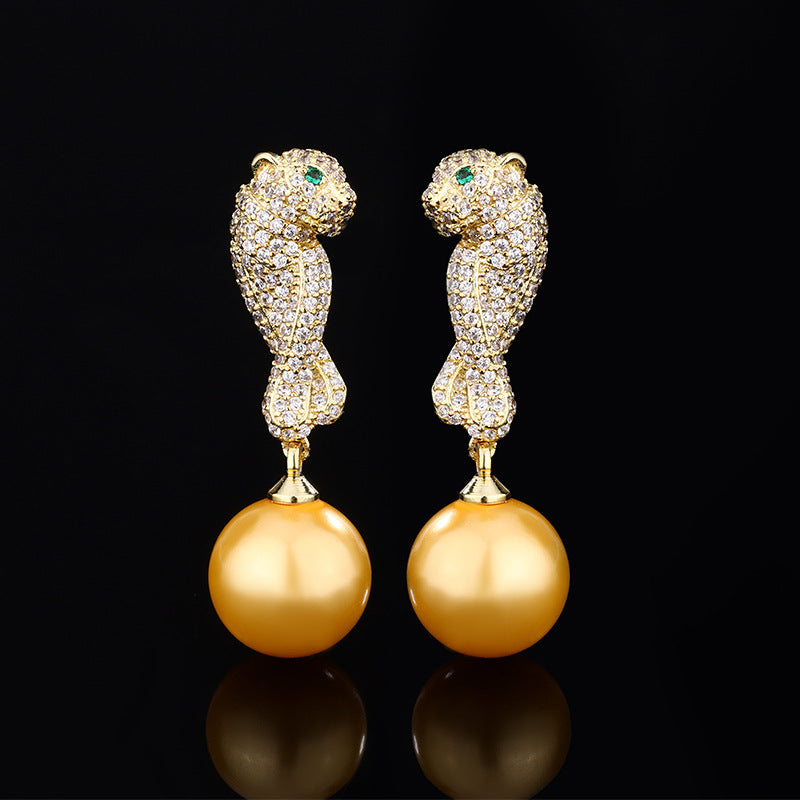 Urqanyu copper-based gold-plated fashionable inlaid pearl leopard cubic zirconia pendant earrings 12mm