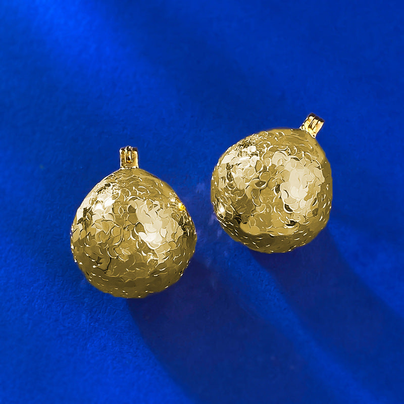 Urqanyu S925 sterling silver sparkling flashing broken ice ice light ball pine cone earrings fashionable cold style