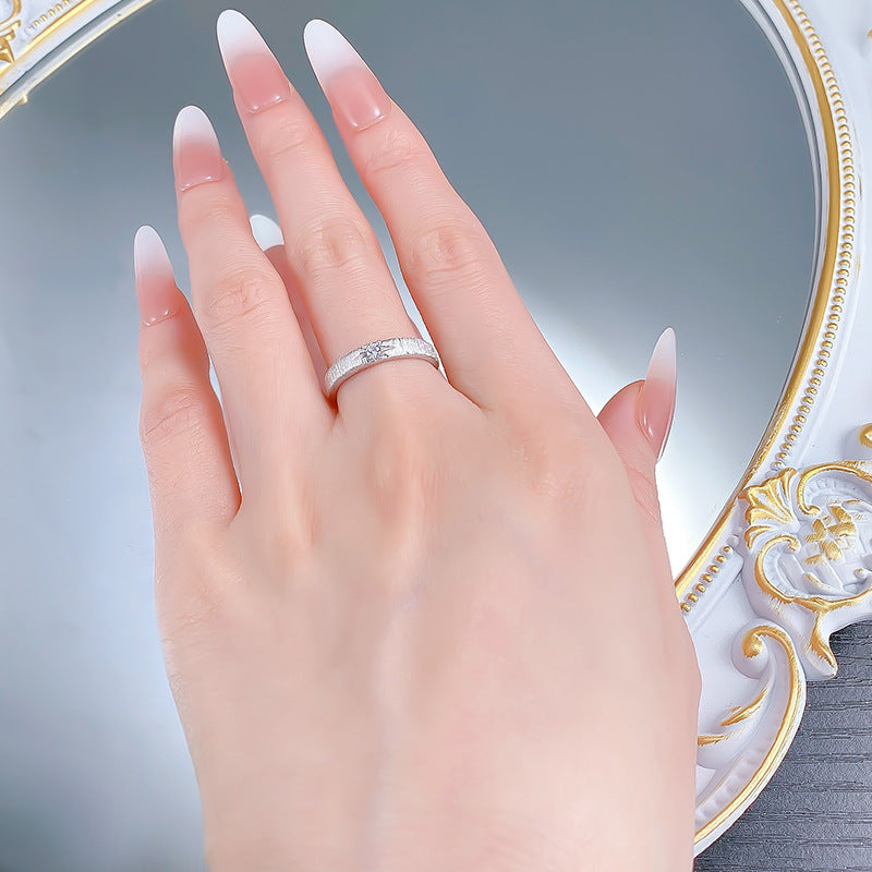 Urqanyu S925 silver classic single diamond six-pointed star narrow brushed white gold cubic zirconia ring