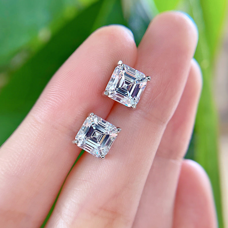 Urqanyu S925 silver simple 7mm pagoda flat simulated diamond four-claw square zirconia earrings