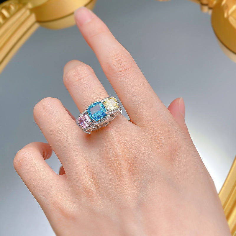 Urqanyu 2 carat imitation color inlaid yellow, blue and pink personality full diamond contrast color cubic zirconia diamond ring
