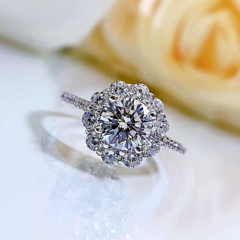 Urqanyu S925 silver one carat cubic zirconia full diamond micro-inlaid ring