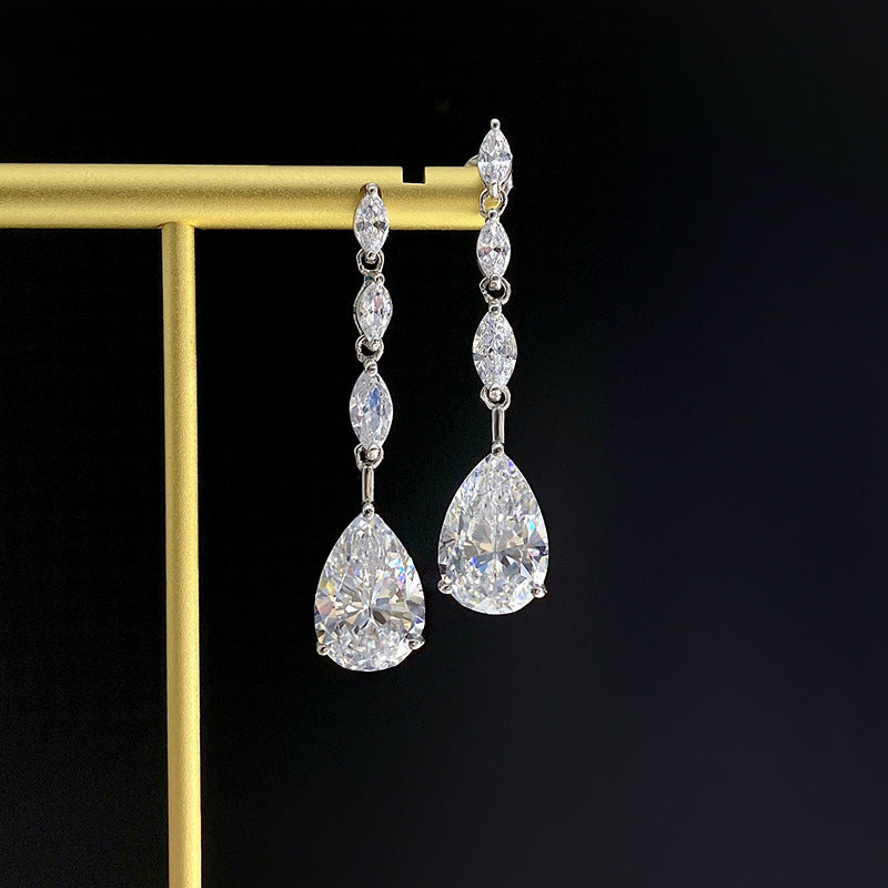 Urqanyu S925 silver European and American ins style water drop 10*15 earrings full diamond cubic zirconia earrings