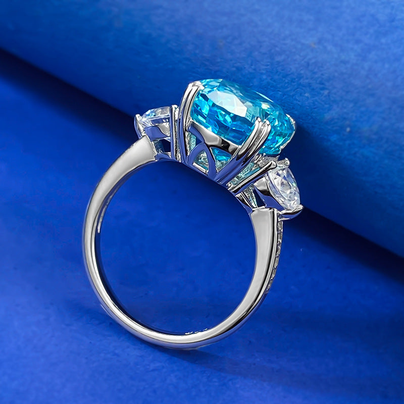 Urqanyu S925 silver sea blue ice flower cut oval cubic zirconia ring 10*12