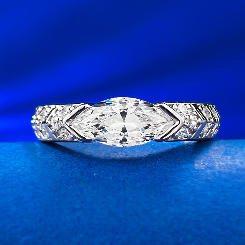 Urqanyu S925 silver inlaid horse eye pink diamond simple personality cubic zirconia ring female 5*10