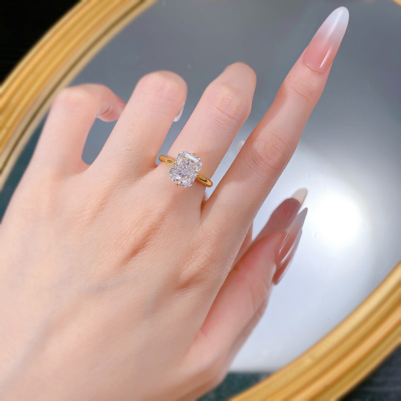Urqanyu S925 silver gold-plated white ice flower cut cubic zirconia ring 8*10