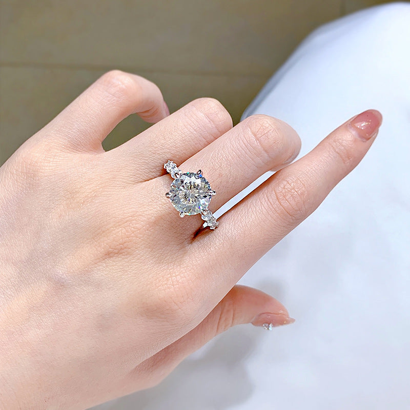 Urqanyu S925 silver 5 carat firework cut aurora six-claw cubic zirconia ring