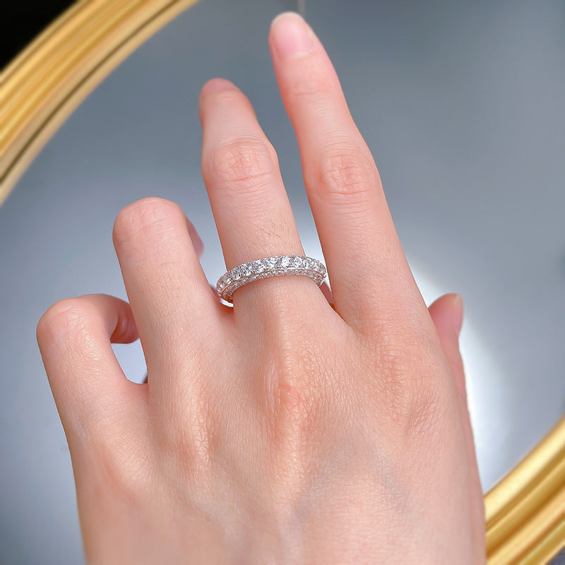 Urqanyu S925 silver fashion personality three-sided cubic zirconia full diamond single row ring