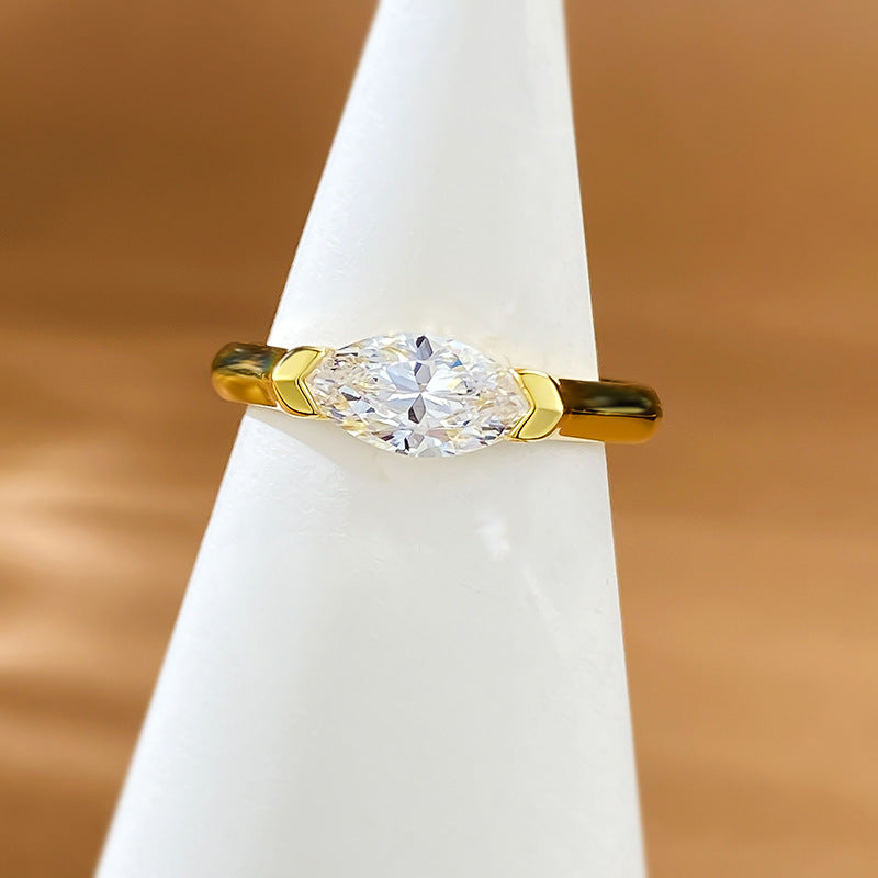 Urqanyu simple horse eye diamond S925 silver rice grain diamond cubic zirconia couple ring