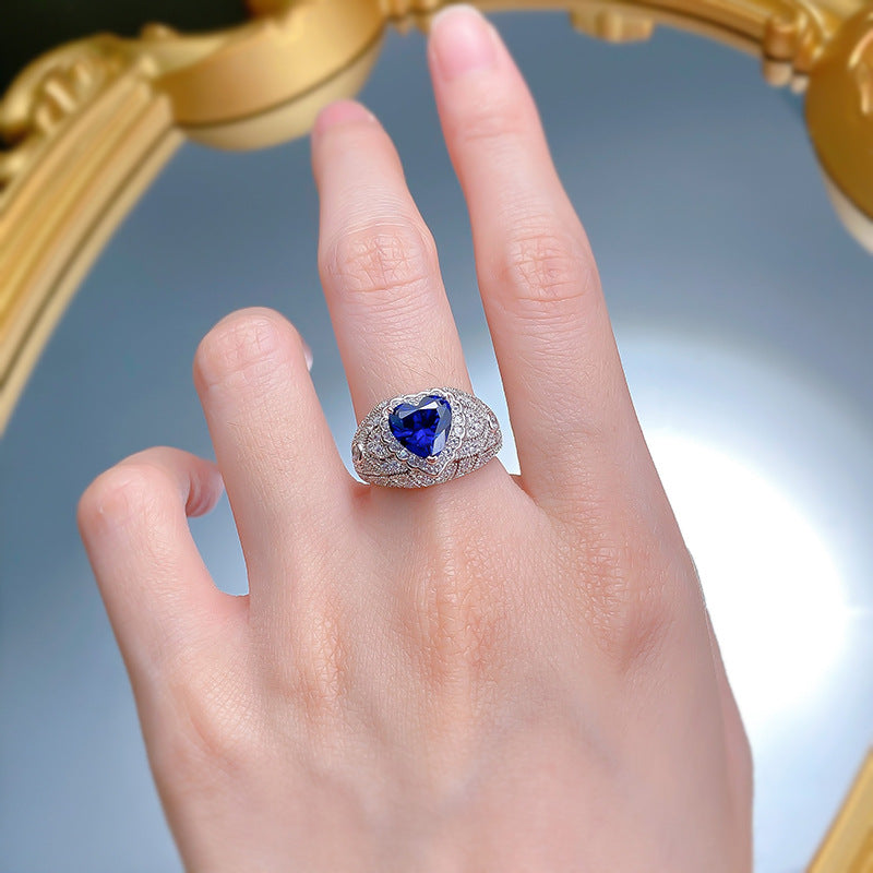 Urqanyu S925 sterling silver heart-shaped simulated sapphire cubic zirconia ring 8*8