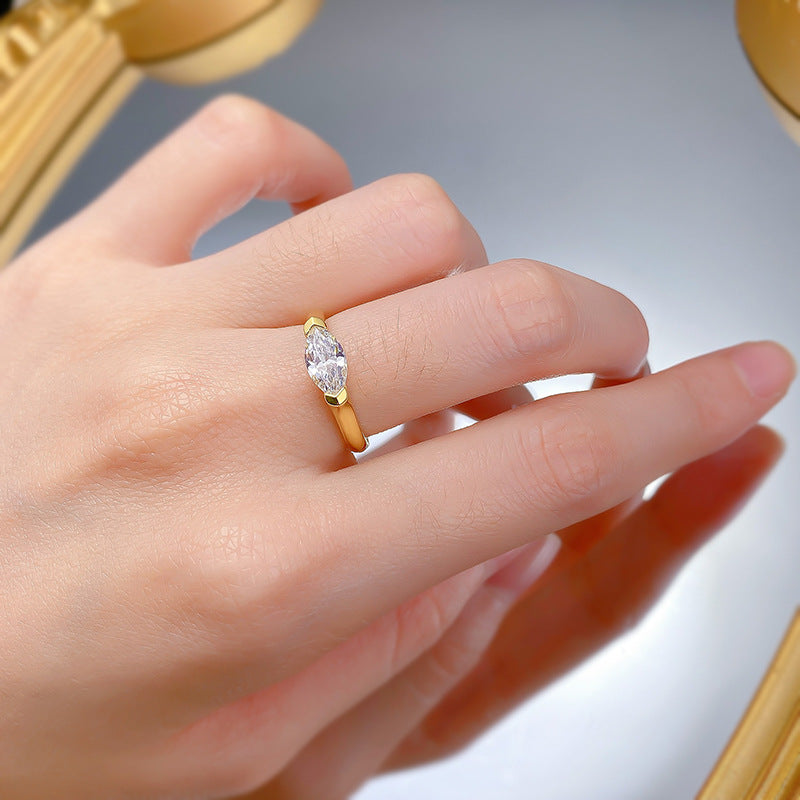 Urqanyu simple horse eye diamond S925 silver rice grain diamond cubic zirconia couple ring