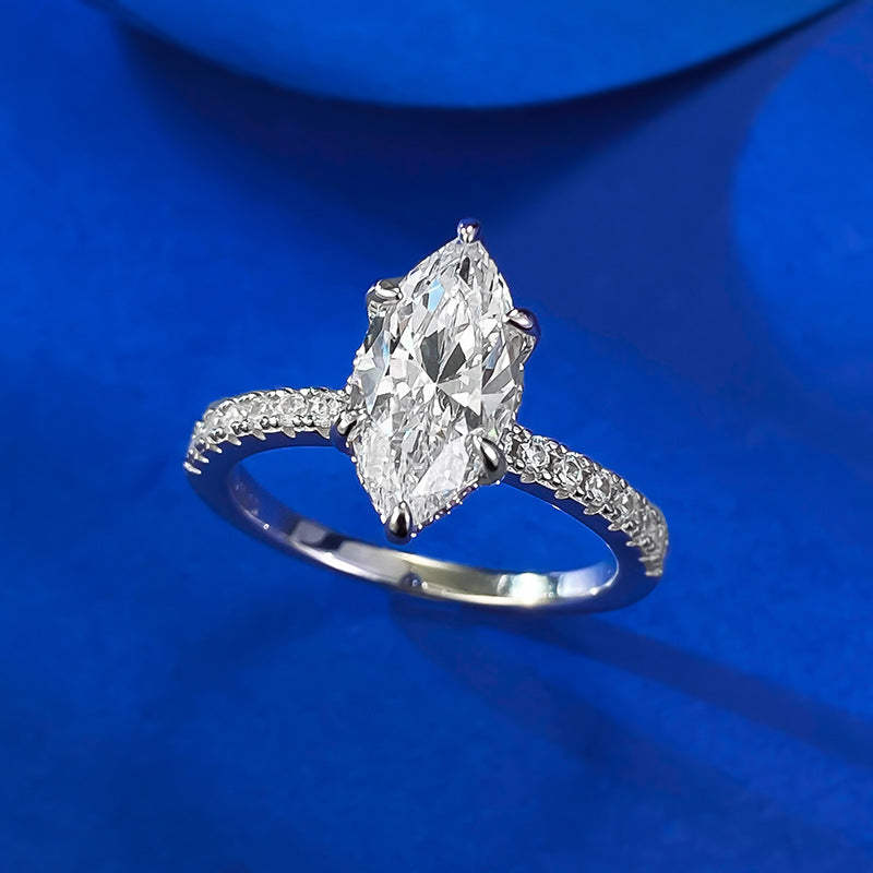 Urqanyu S925 silver fashion simple European and American crown goddess horse eye cubic zirconia couple ring