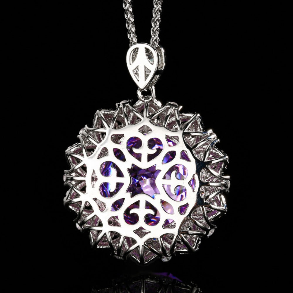 Urqanyu copper base gold-plated rose cut gradient cubic zirconia vintage pendant necklace