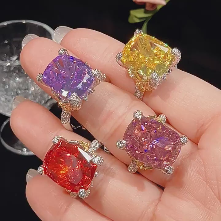 Load video: Urqanyu copper-based gold-plated ice flower square diamond temperament retro cubic zirconia ring