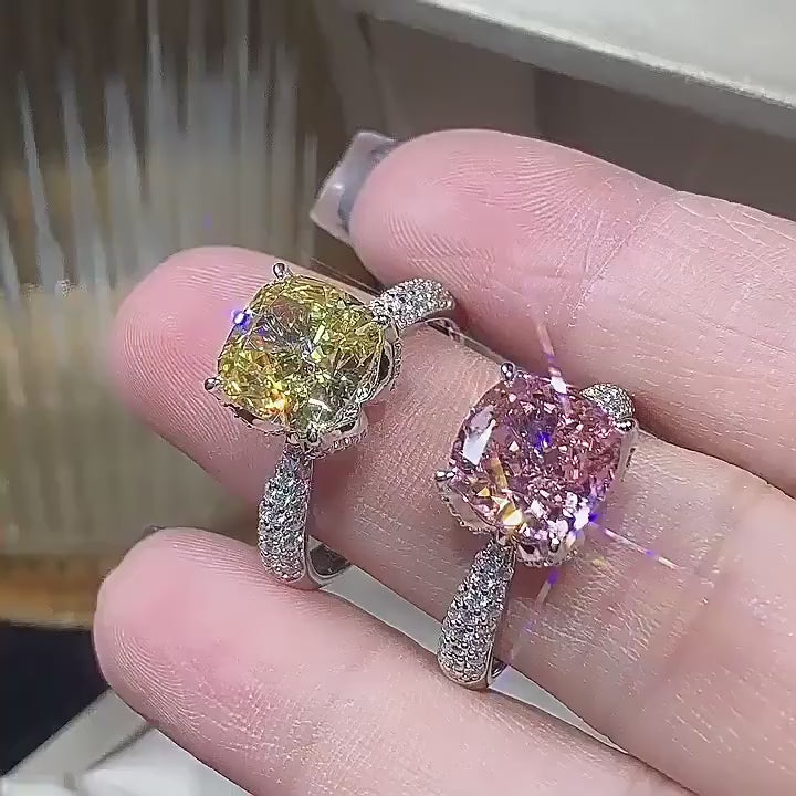Load video: Urqanyu S925 silver square elegant diamond bud cubic zirconia ring